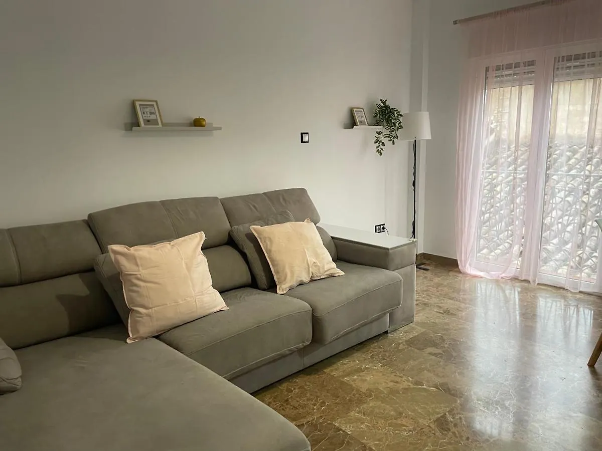 Torre Del Reloj - Parking Gratis Apartment Cazorla